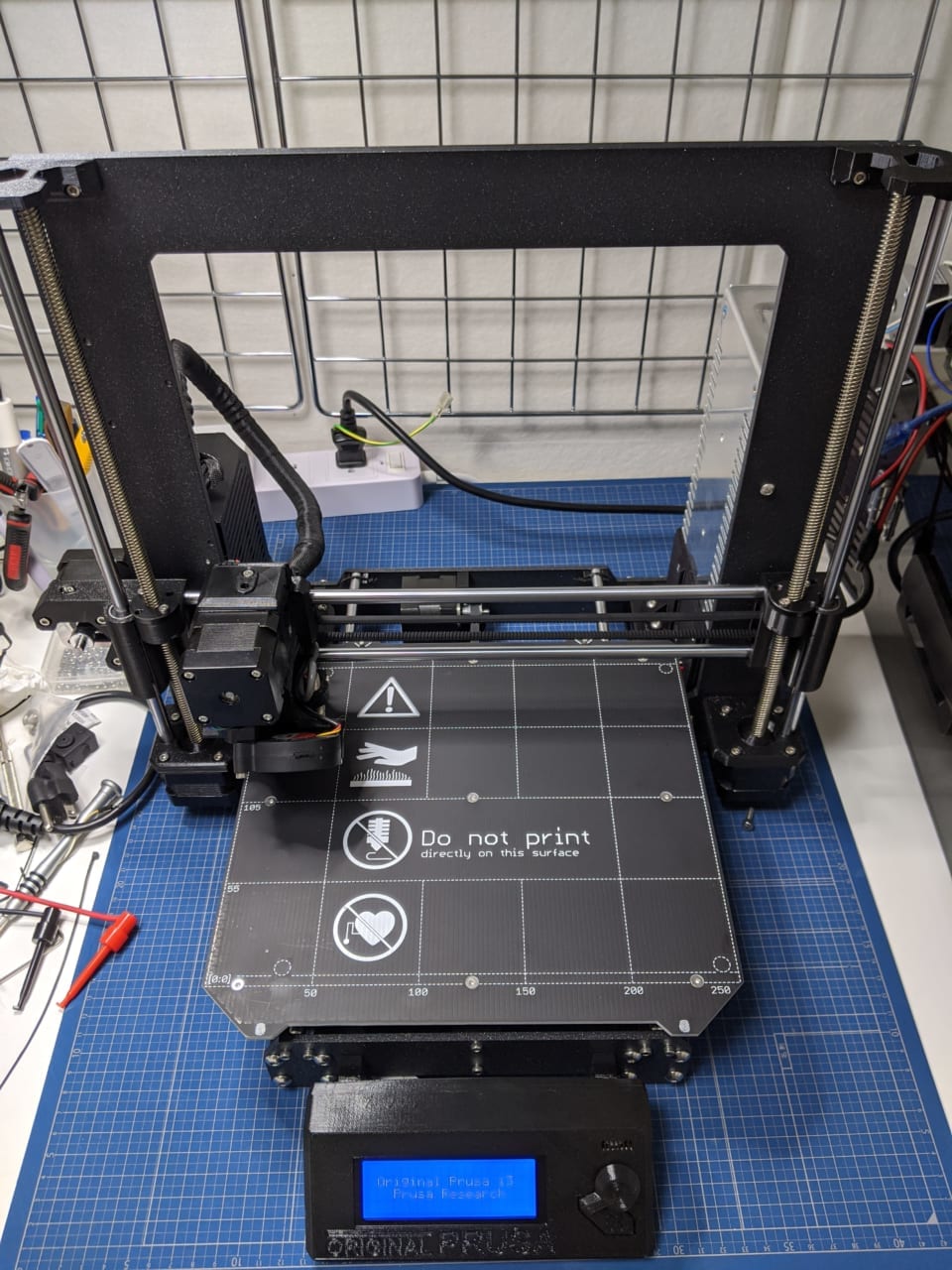 クローン Prusa i3 MK3S」と「Original Prusa i3 MK3S」の比較レビュー